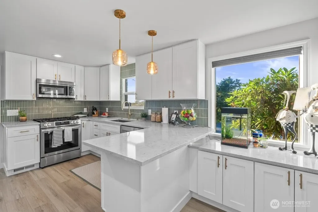 422 Crown Drive Everett WA 98203