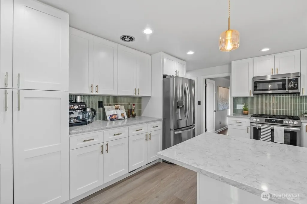 422 Crown Drive Everett WA 98203
