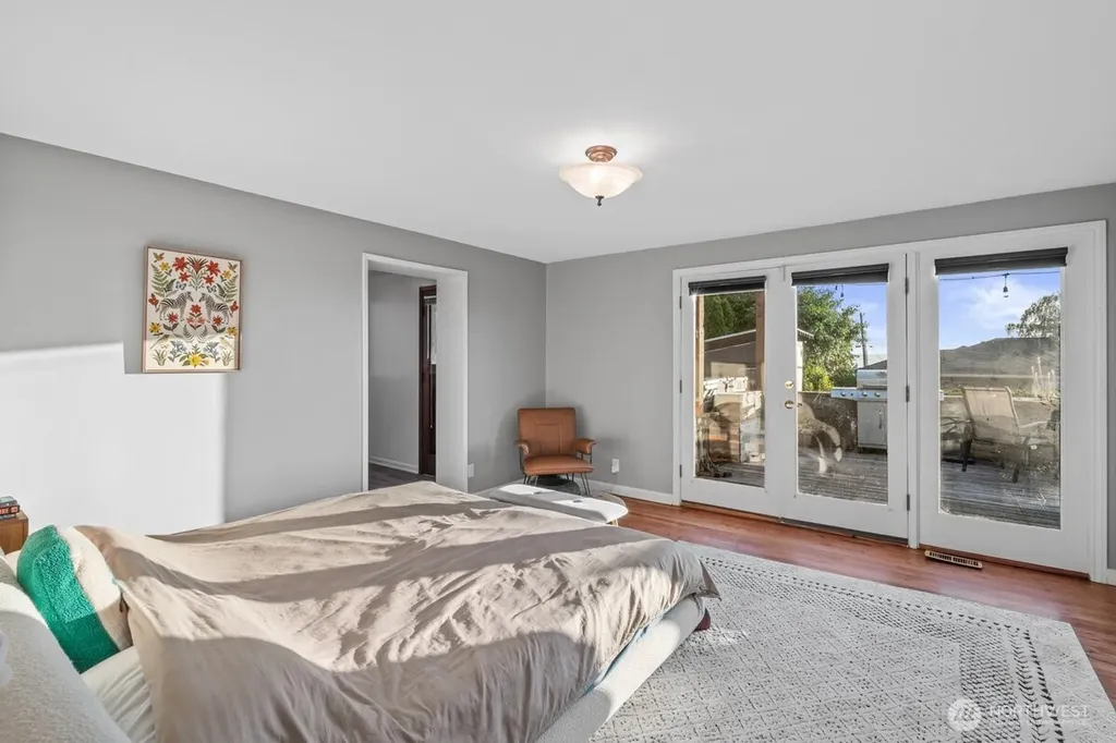 422 Crown Drive Everett WA 98203