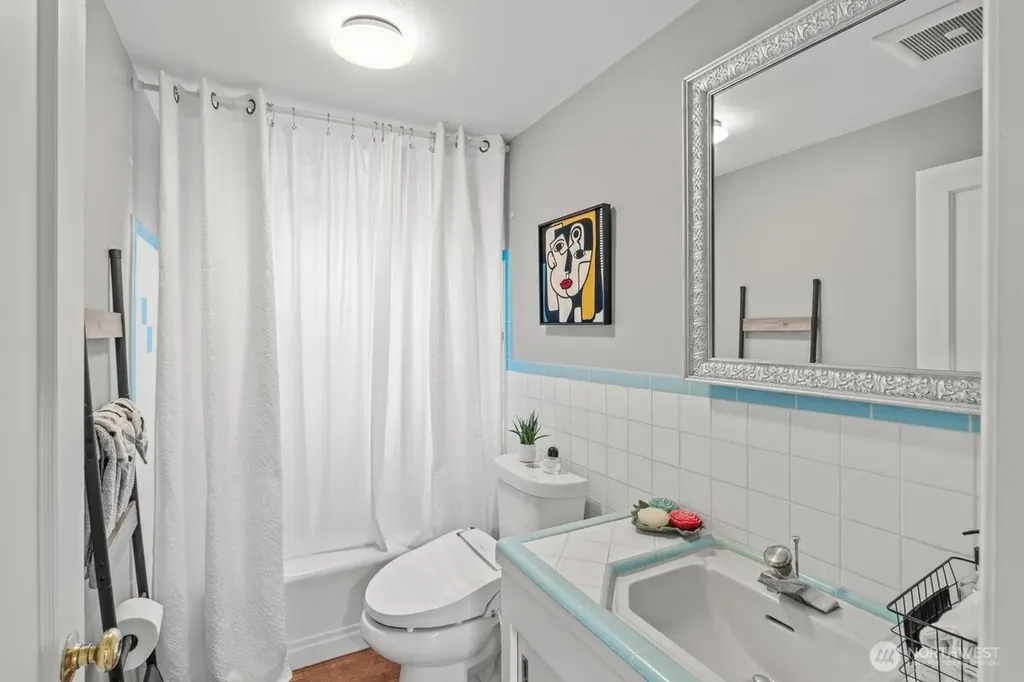 422 Crown Drive Everett WA 98203