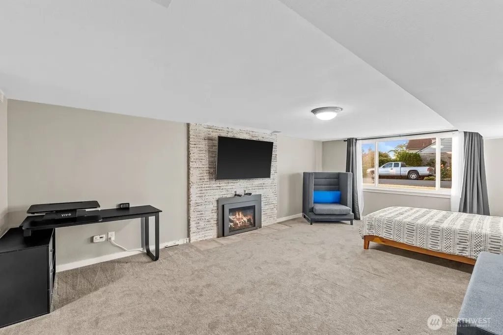 422 Crown Drive Everett WA 98203