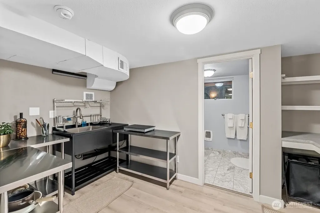 422 Crown Drive Everett WA 98203