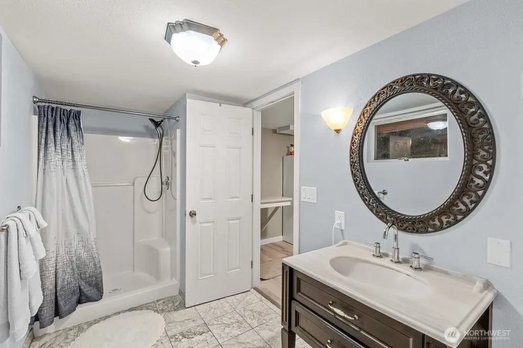 422 Crown Drive Everett WA 98203