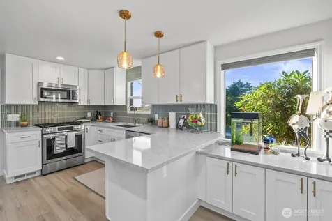 422 Crown Drive Everett WA 98203