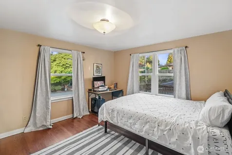 422 Crown Drive Everett WA 98203