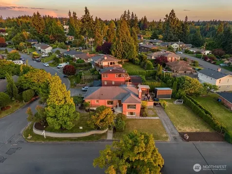 422 Crown Drive Everett WA 98203