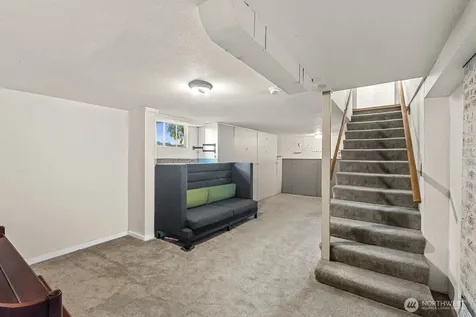 422 Crown Drive Everett WA 98203