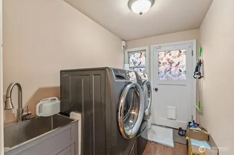 422 Crown Drive Everett WA 98203