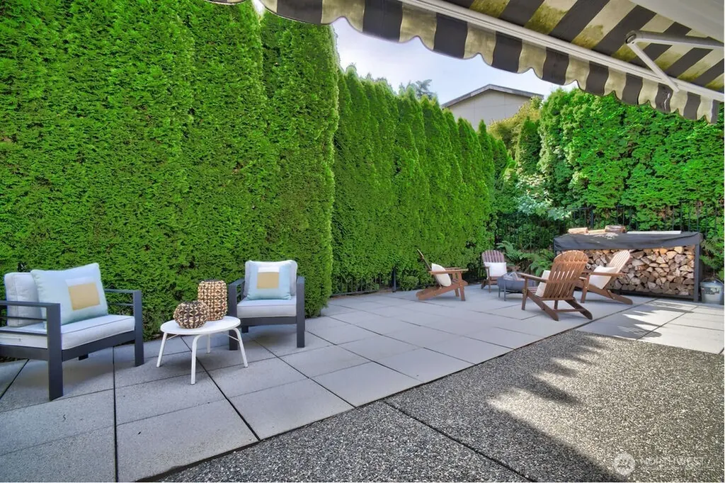 4030 26th Avenue W Seattle WA 98199