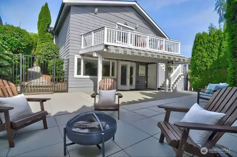 4030 26th Avenue W Seattle WA 98199