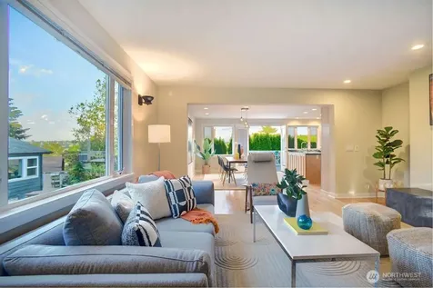 4030 26th Avenue W Seattle WA 98199