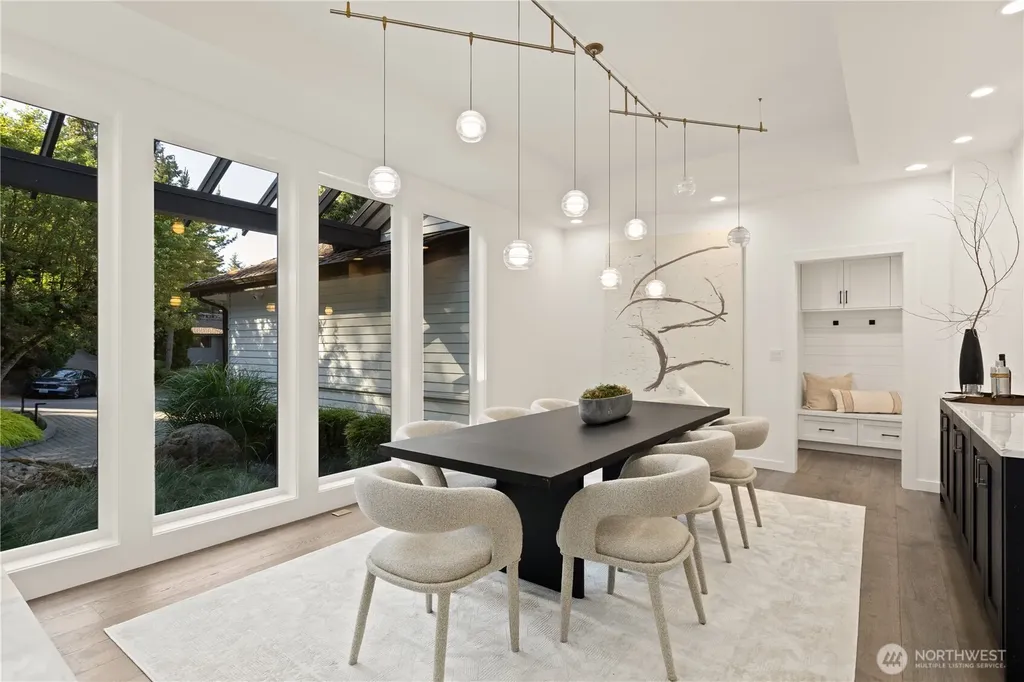 7712 89th Place SE Mercer Island WA 98040