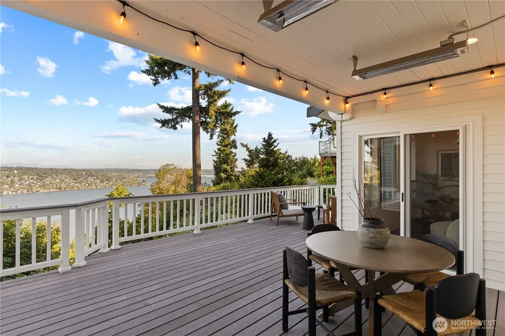 7712 89th Place SE Mercer Island WA 98040