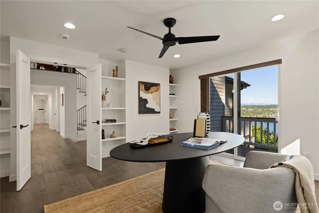 7712 89th Place SE Mercer Island WA 98040