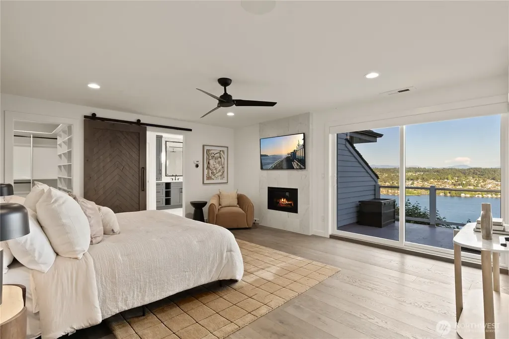 7712 89th Place SE Mercer Island WA 98040