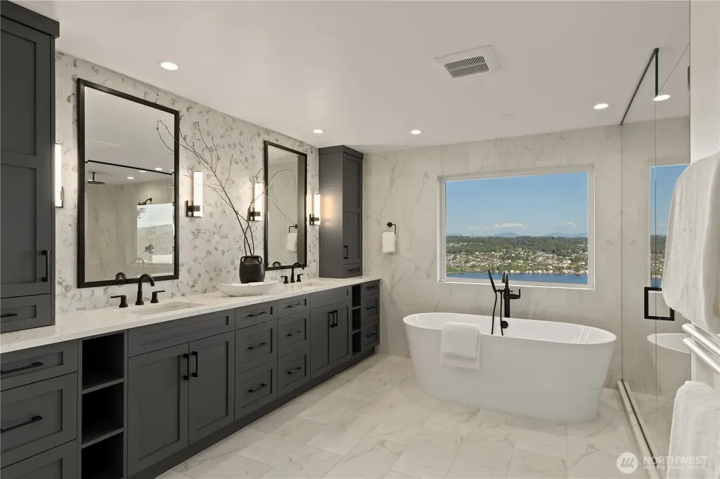 7712 89th Place SE Mercer Island WA 98040
