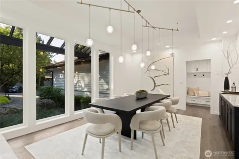7712 89th Place SE Mercer Island WA 98040