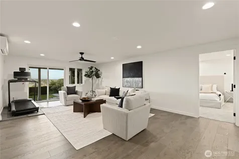 7712 89th Place SE Mercer Island WA 98040