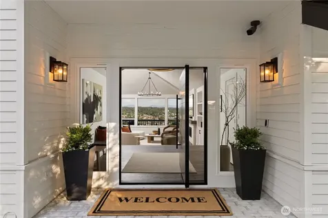 7712 89th Place SE Mercer Island WA 98040