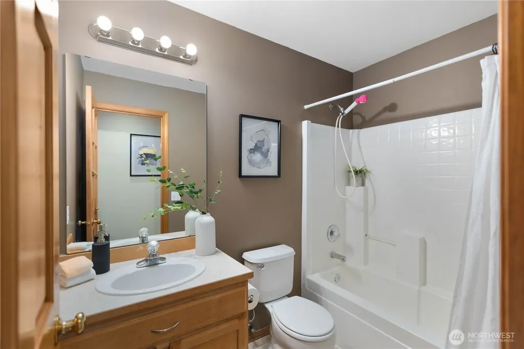 460 226th Place NE Sammamish WA 98074