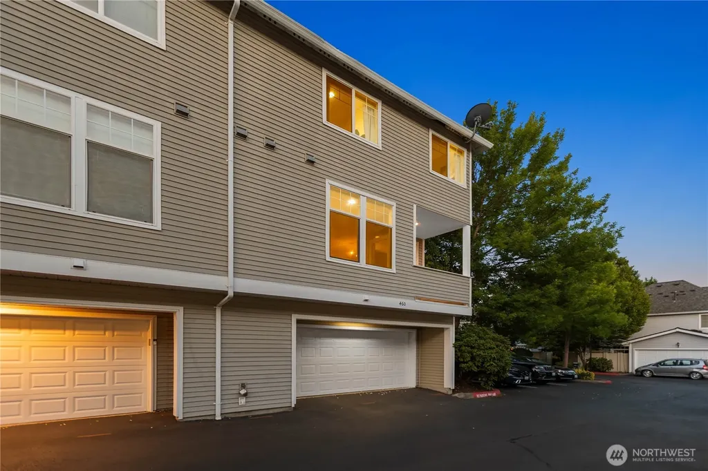 460 226th Place NE Sammamish WA 98074