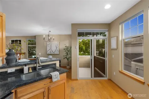 460 226th Place NE Sammamish WA 98074
