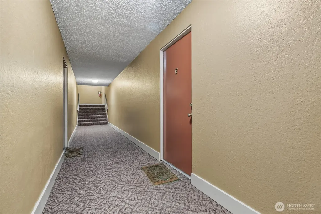 3710 26th Place W Seattle WA 98199