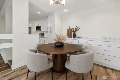 3710 26th Place W Seattle WA 98199