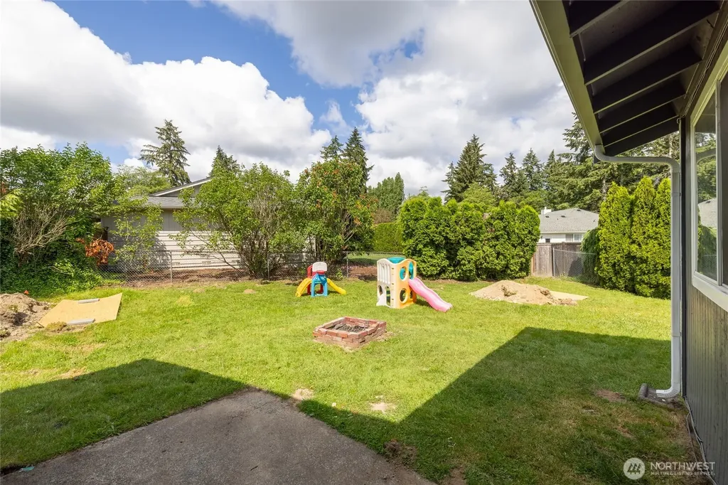 6616 51st Avenue E Tacoma WA 98443