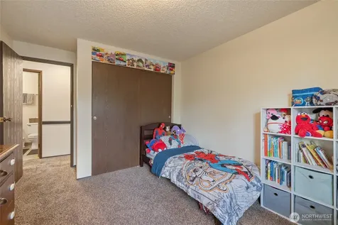 6616 51st Avenue E Tacoma WA 98443
