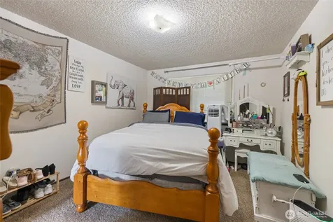 6616 51st Avenue E Tacoma WA 98443