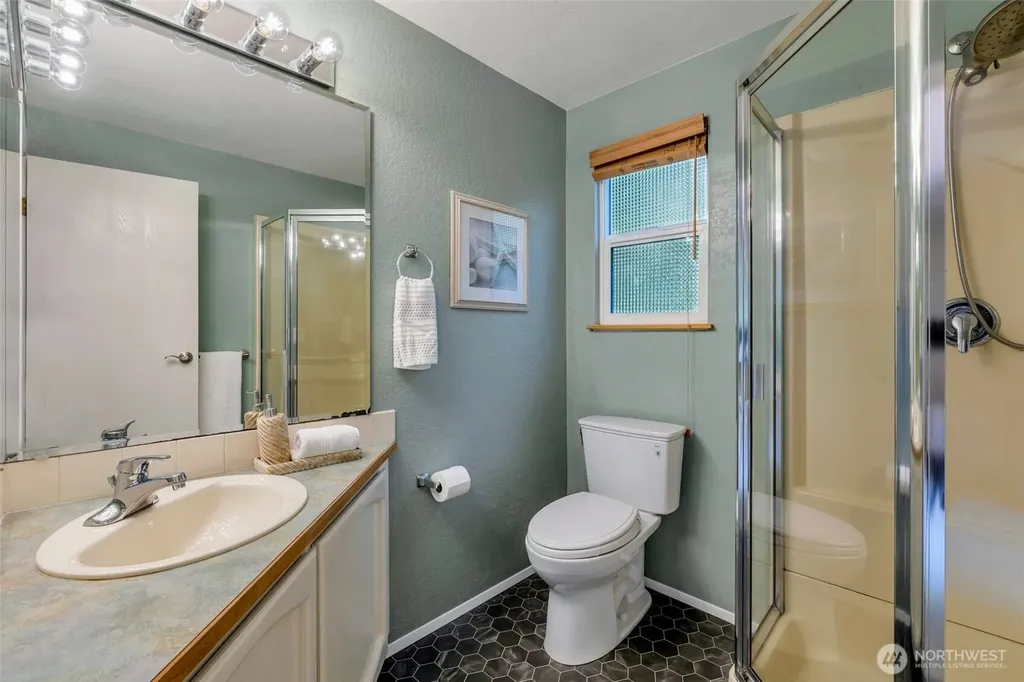 15727 154th Avenue NE Woodinville WA 98072