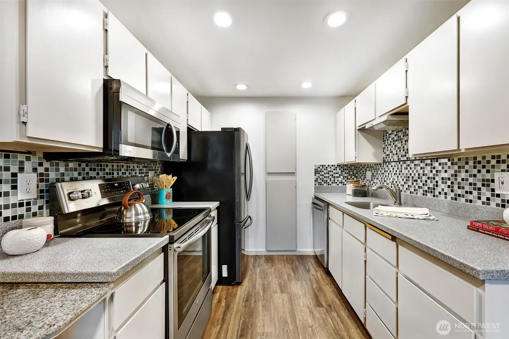 20325 19th Avenue NE Shoreline WA 98155