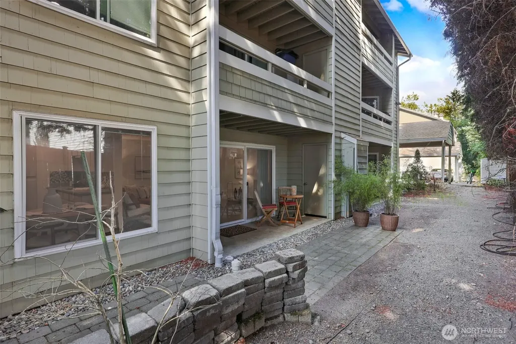 20325 19th Avenue NE Shoreline WA 98155
