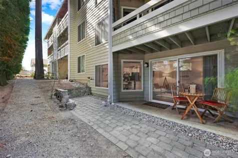 20325 19th Avenue NE Shoreline WA 98155