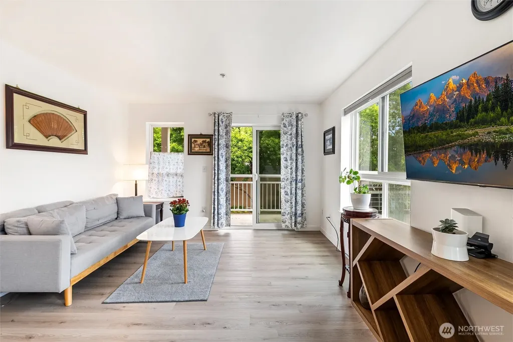 2805 NE 125th Street Seattle WA 98125