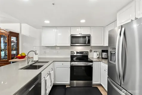 2805 NE 125th Street Seattle WA 98125