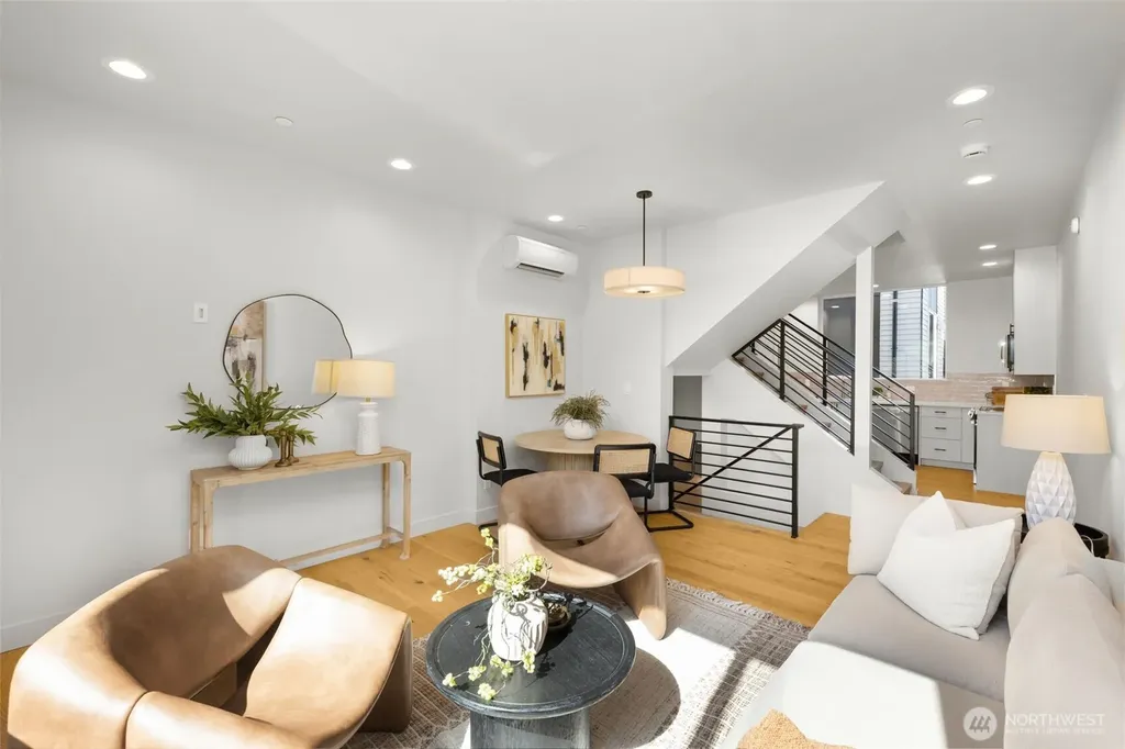 3402 E Spring Street Seattle WA 98122