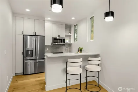 3402 E Spring Street Seattle WA 98122