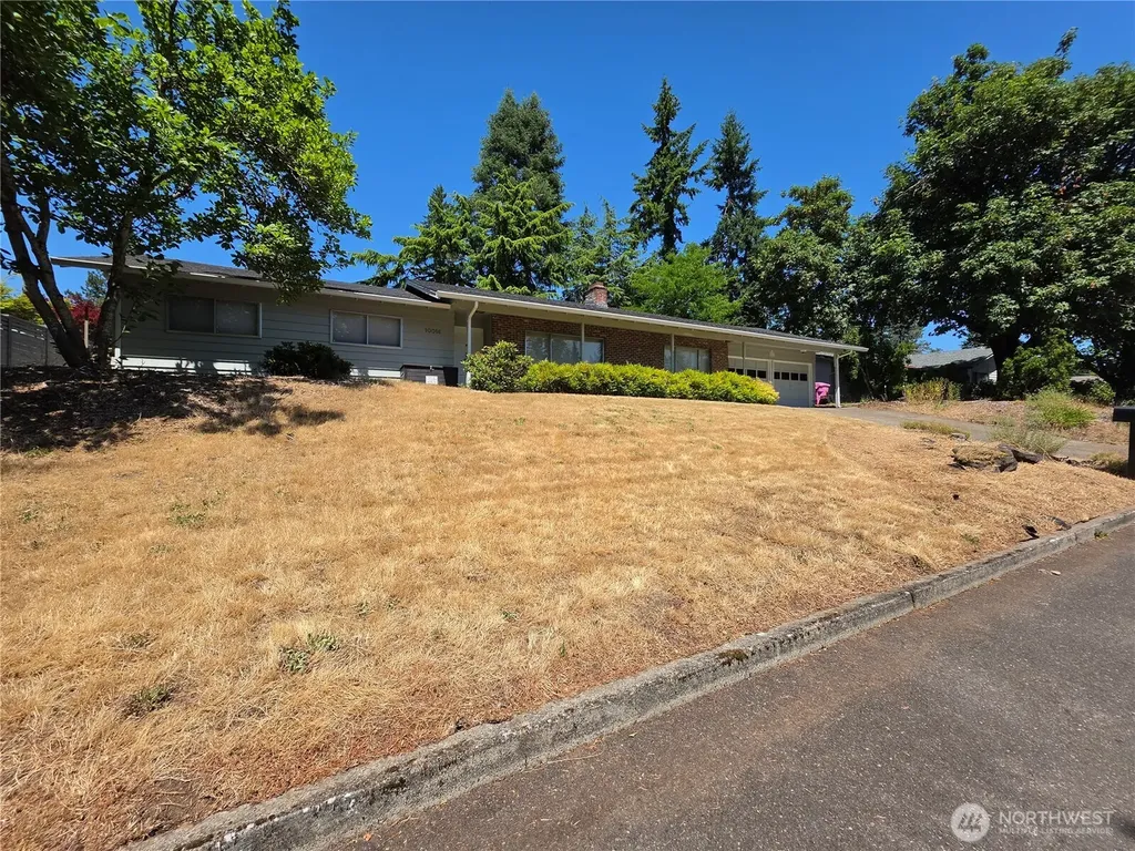 10016 SE 11th Street Vancouver WA 98664