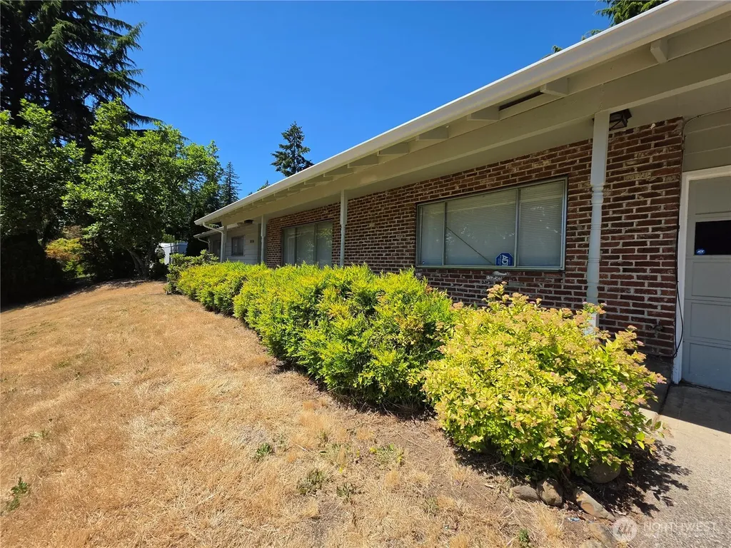 10016 SE 11th Street Vancouver WA 98664
