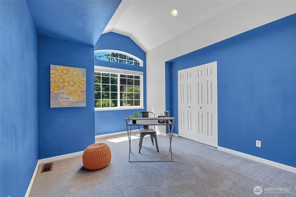 2052 NE Marina Vista Court Poulsbo WA 98370