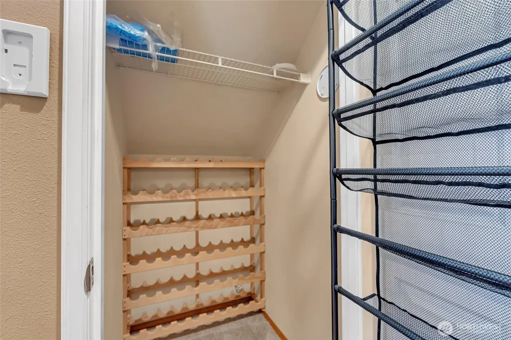 2052 NE Marina Vista Court Poulsbo WA 98370