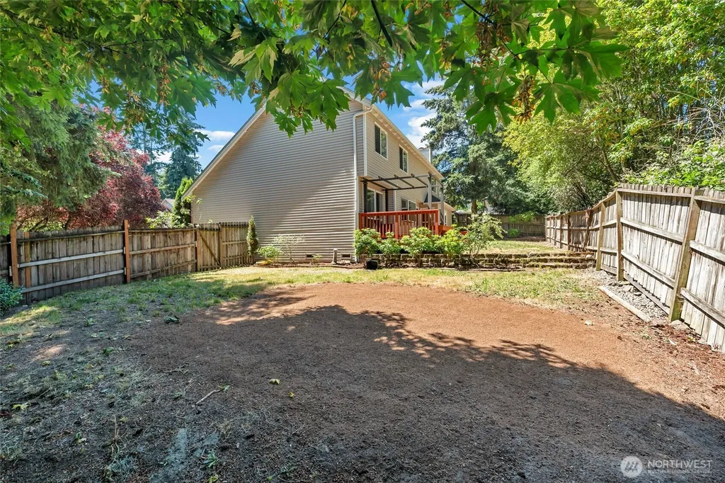 2052 NE Marina Vista Court Poulsbo WA 98370