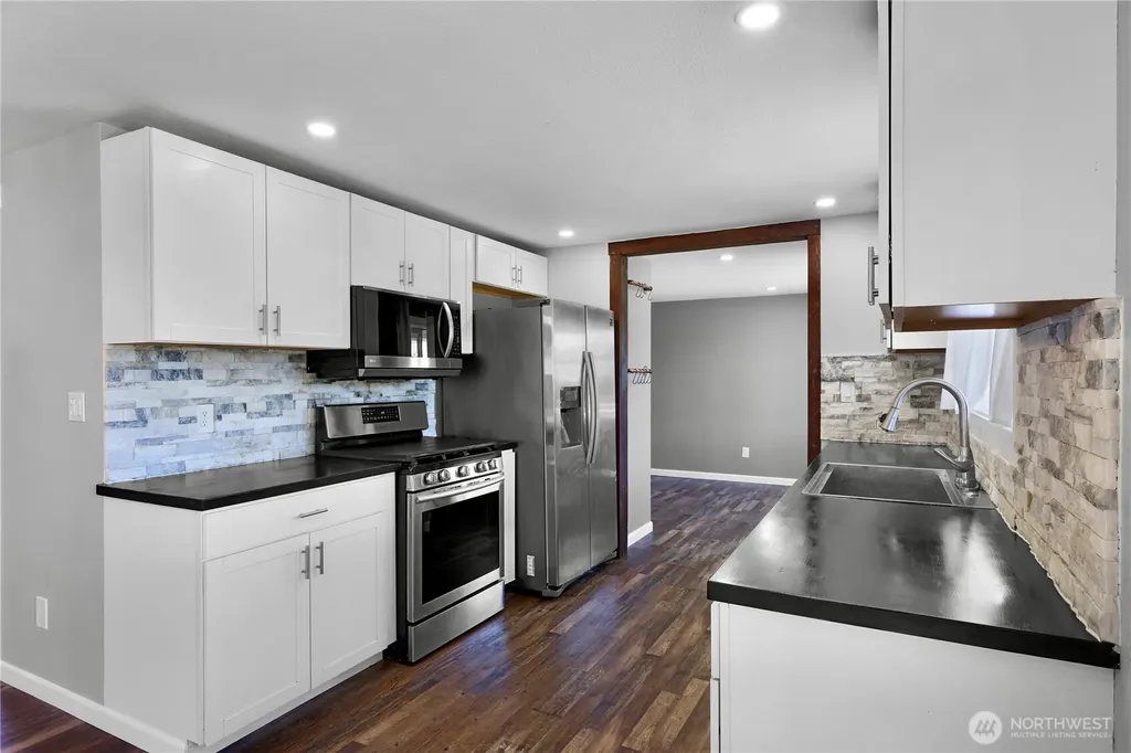 1700 S 15th Street Mount Vernon WA 98274