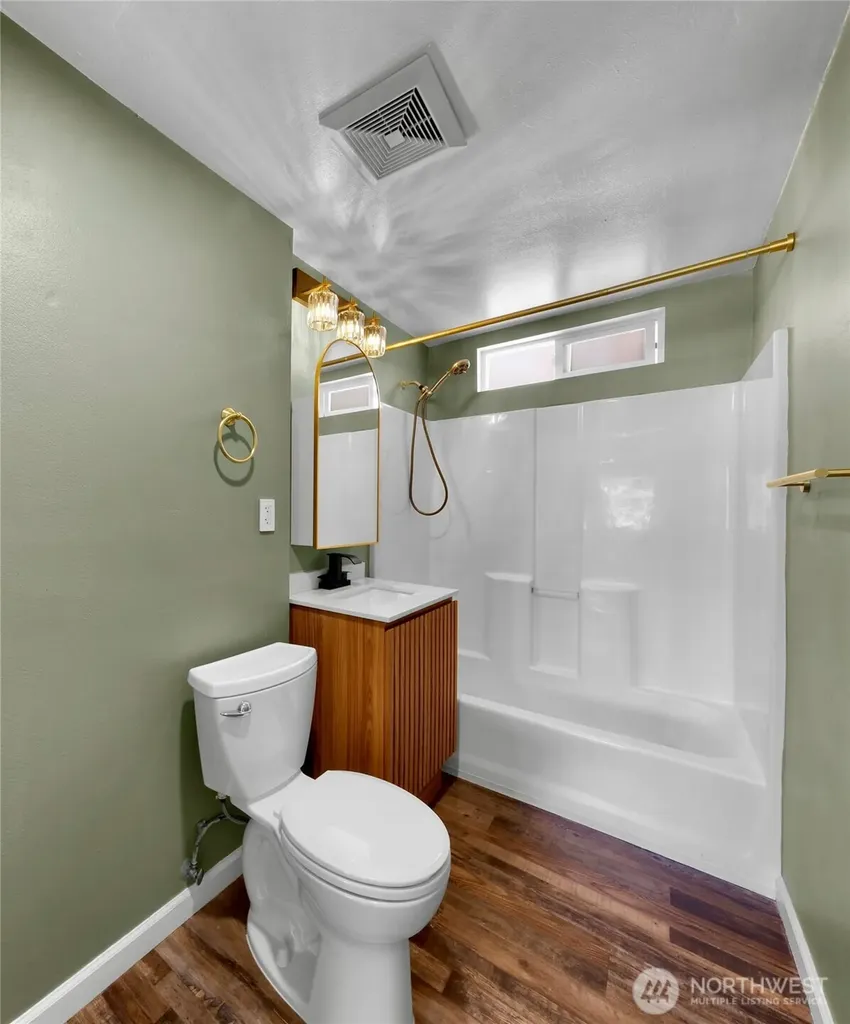 1700 S 15th Street Mount Vernon WA 98274