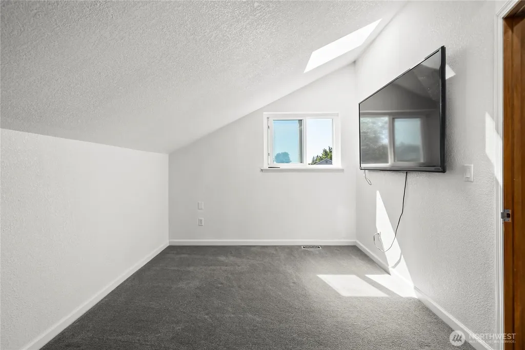928 127th Street Street Ct E Tacoma WA 98445