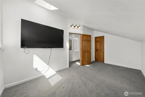 928 127th Street Street Ct E Tacoma WA 98445