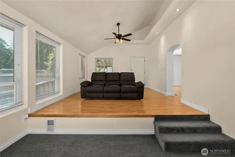 928 127th Street Street Ct E Tacoma WA 98445