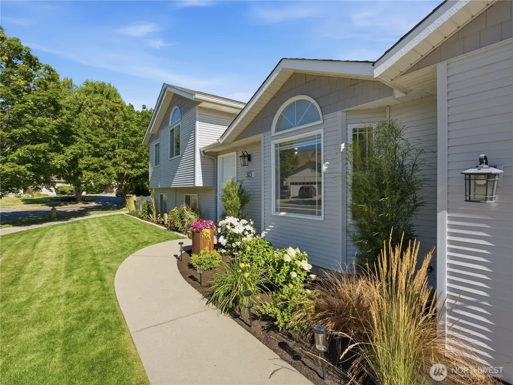 313 Brandi Lane Wenatchee WA 98801